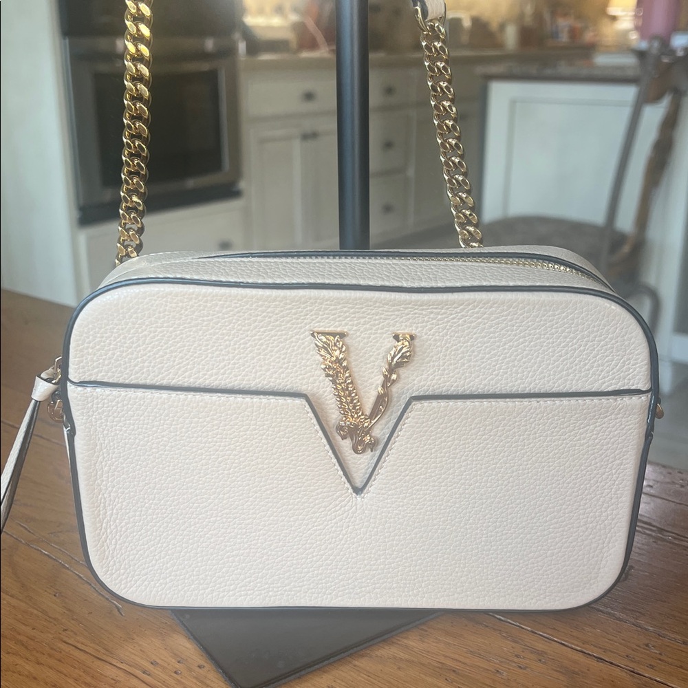 Versace Virtus Tan Camera Grainy Leather Crossbody Bag, Like New Condition 🔥